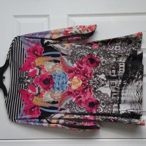 Valerie Stevens Women's Floral Tunic - Picture 7 of 11